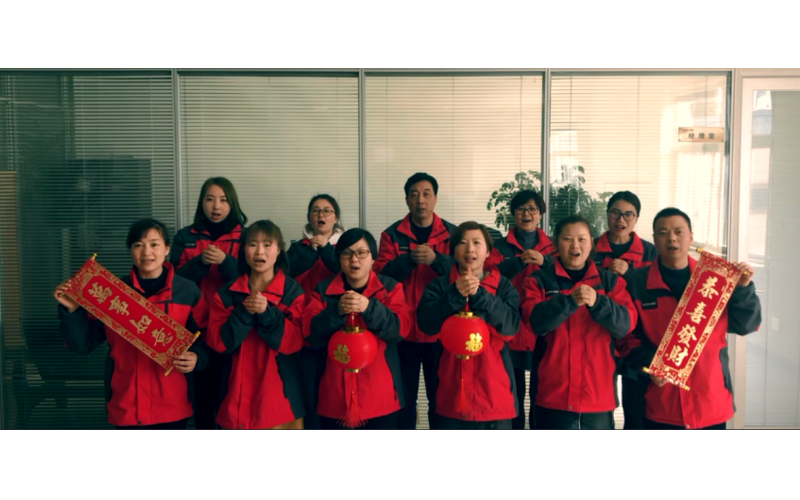 旭派電池銷售服務(wù)部給您拜年啦！