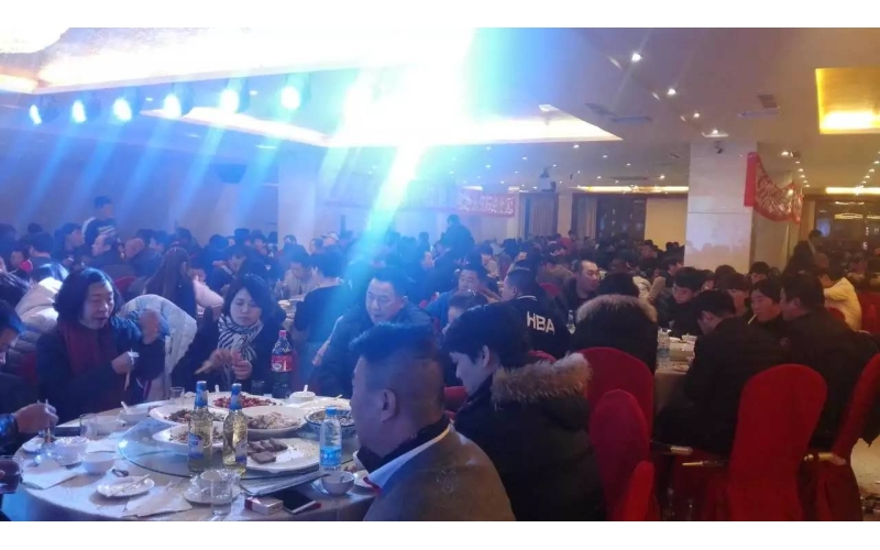 旭派電池遼寧錦州答謝會500多人參加，場面火熱...